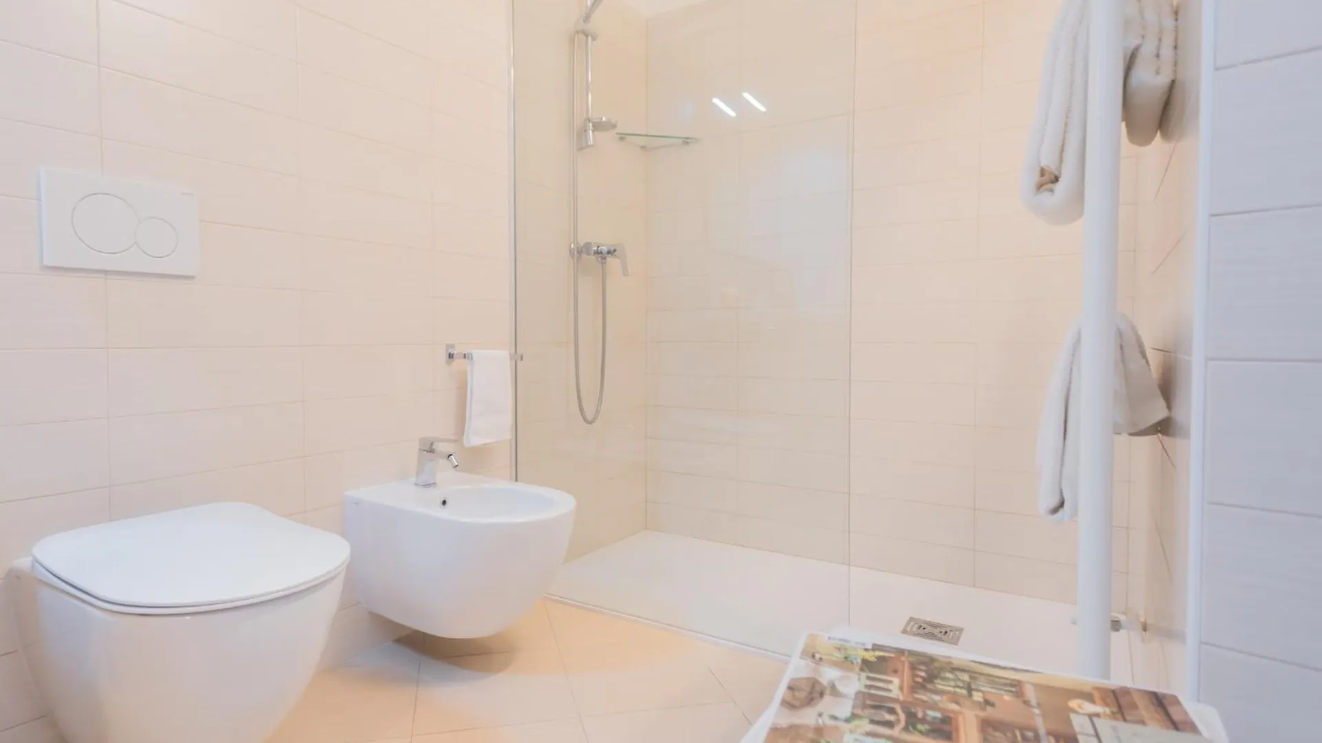 Villa Ida - Private Gym & Spa - By Rent All Como 레노