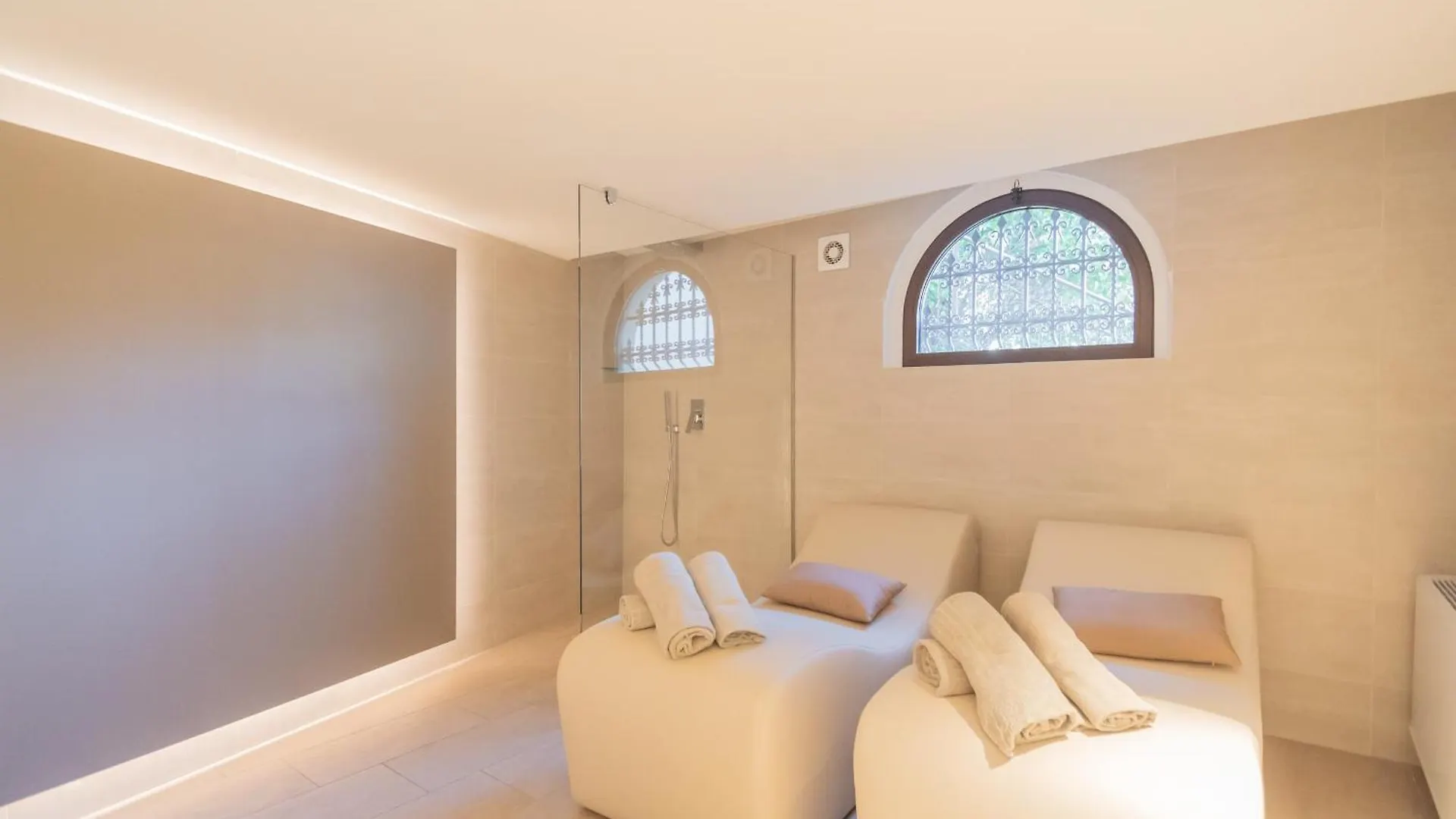 Villa Ida - Private Gym & Spa - By Rent All Como Lenno 0*,  Italie